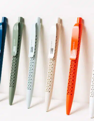 Une collection de stylos de la marque prodir de différentes couleurs à personnaliser avec logo