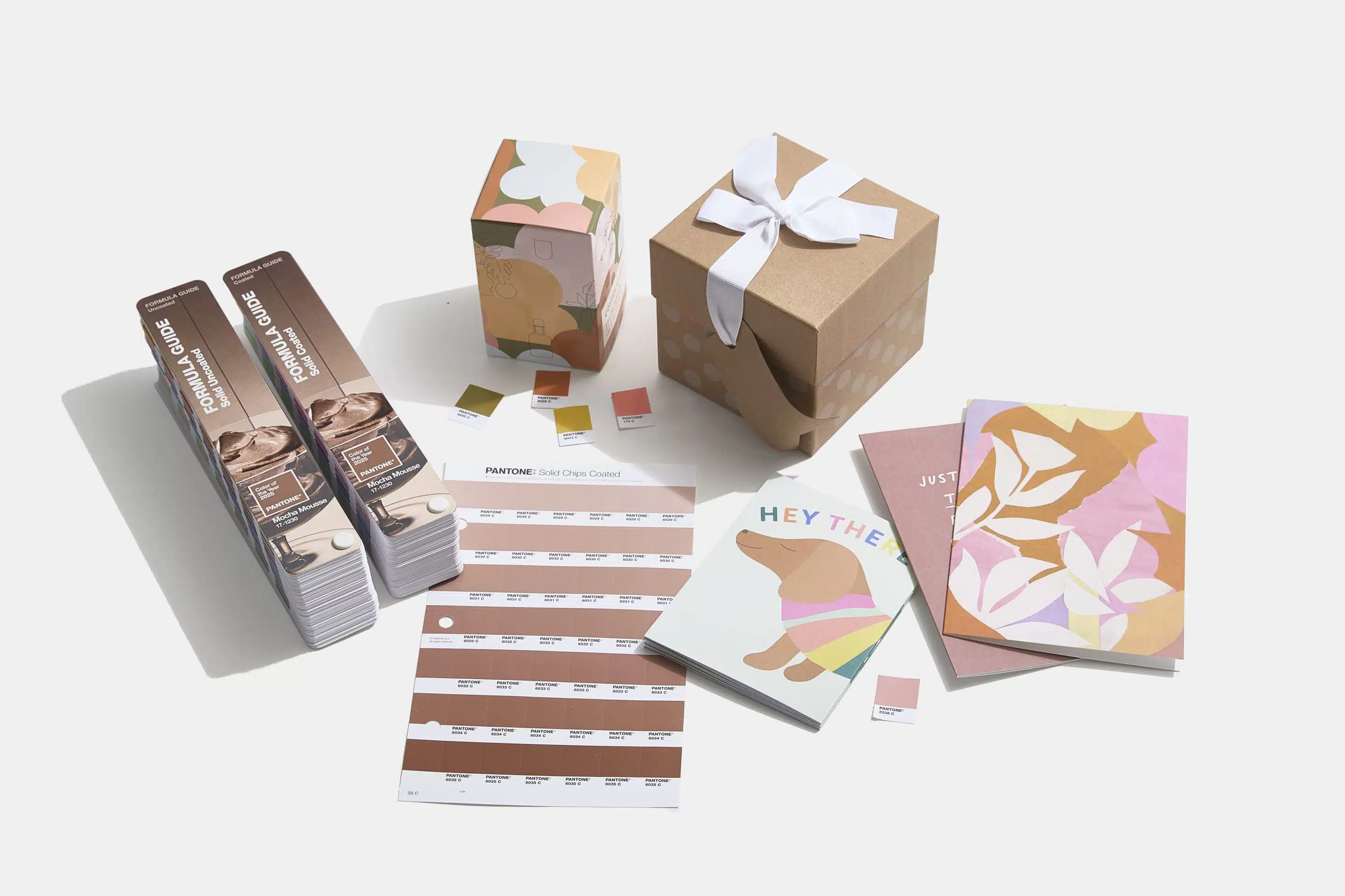 Pantone Mocha Mousse pour Cadeaux d'entreprises 2025