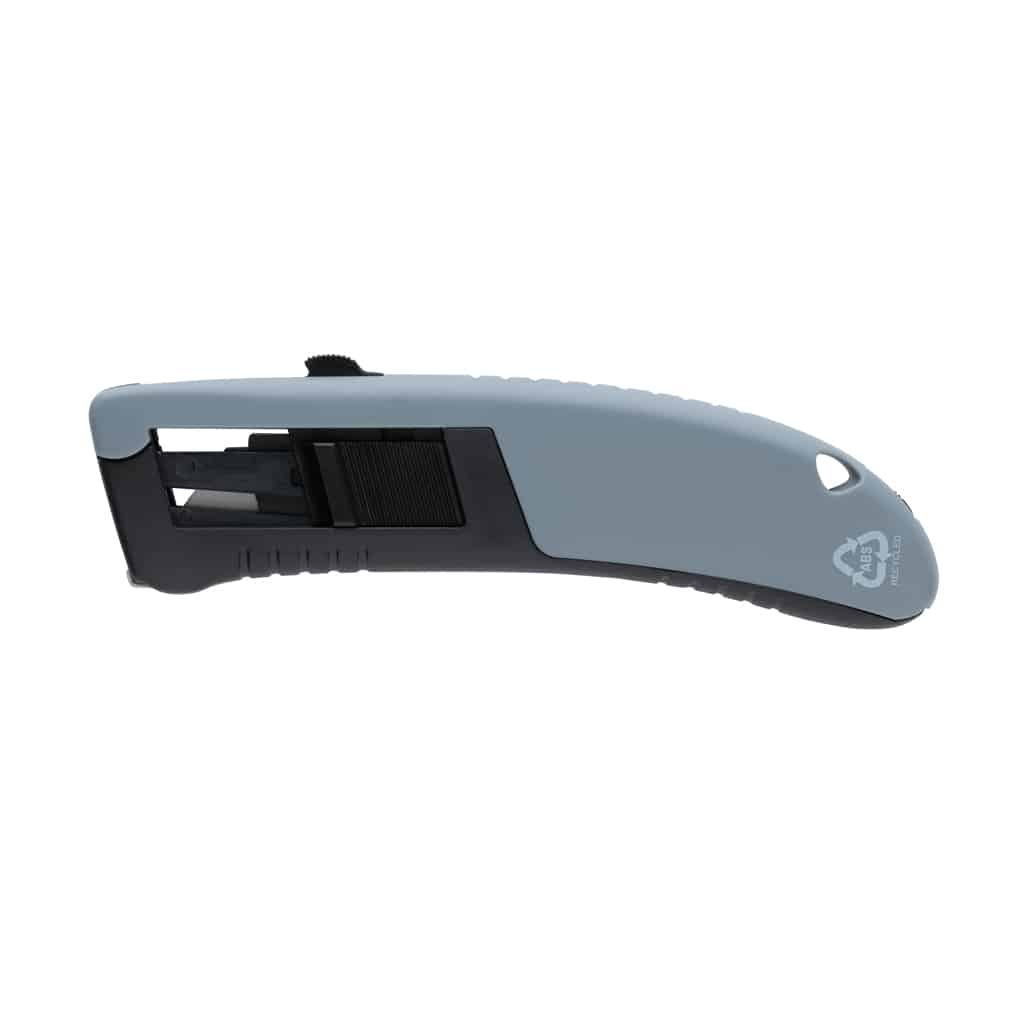 P112.602__B_1__5b278a3da84442049566ffbb400bd987.jpg Cutter à rétraction automatique en plastique recyclé RCS – Image 2
