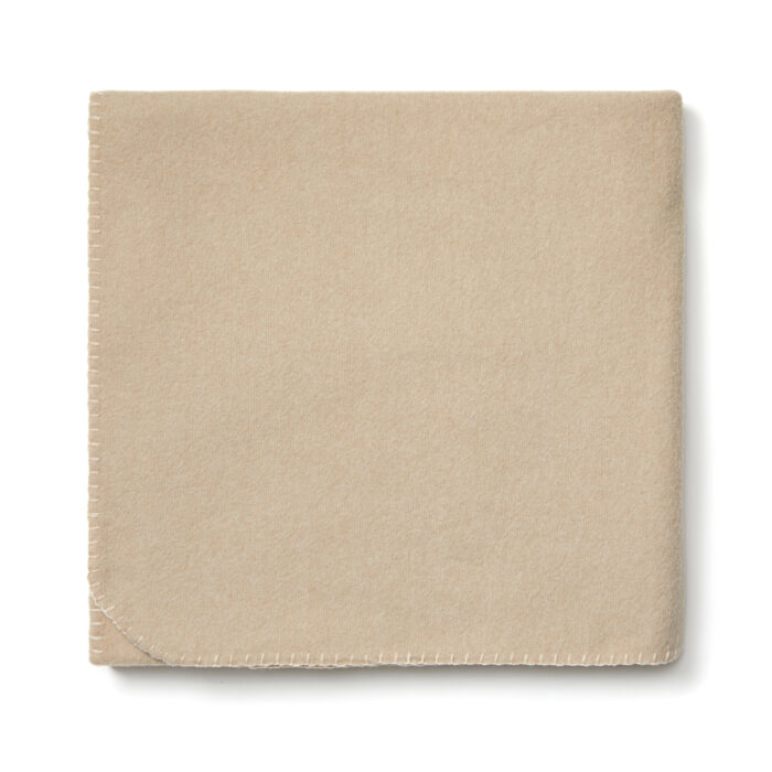 VINGA Couverture / Plaid en polyester recyclée Bilton – Image 2