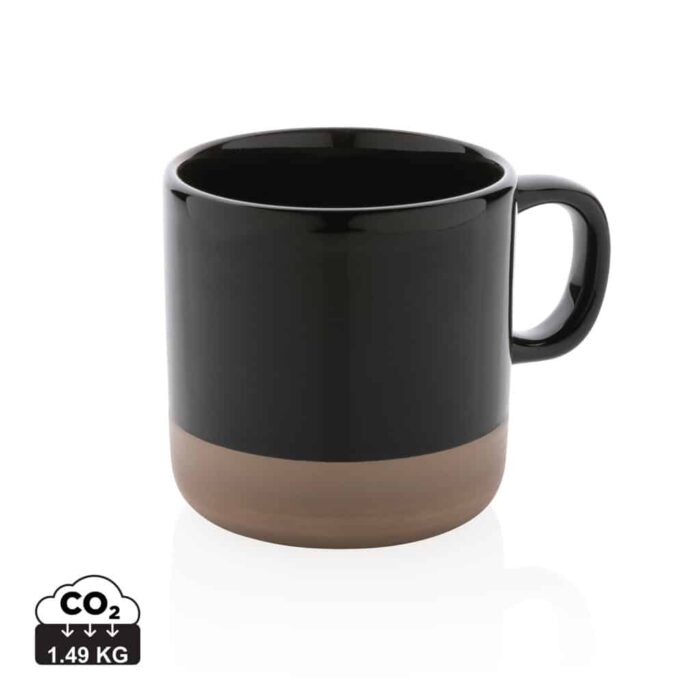 Mugs en céramique  couleur noir en Céramiquede la marque XD Collection