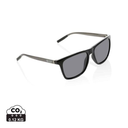 Lunettes à soleil durables couleur noir en rPCde la marque Swiss Peak