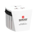 Adaptateurs pour le voyage  couleur blanc en PCde la marque Skross