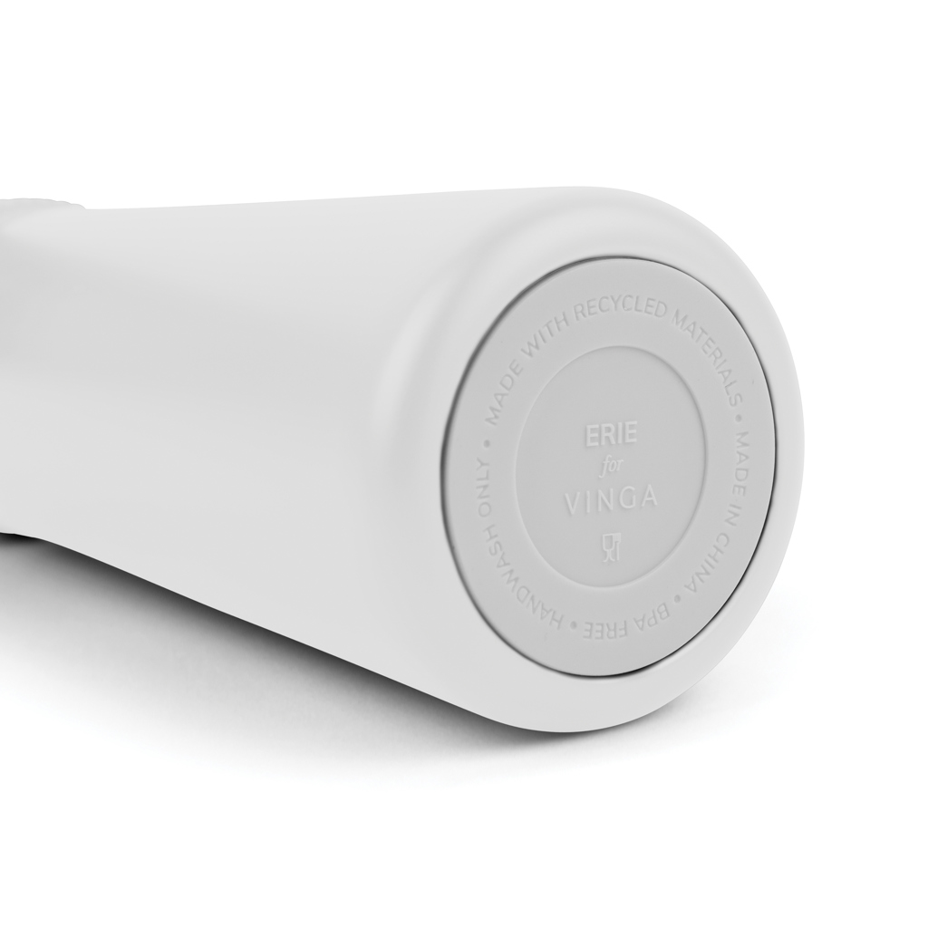 V430013__B_2__f0a1c9293d434b29b97b2aafe223f57b VINGA Bouteille isotherme 450ml en acier RCS Erie – Image 10