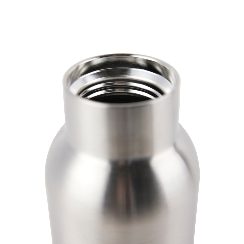 V430022__B_2__f2d0b2f718b14da2894a900988d5d3ac VINGA Bouteille isotherme 580 ml en acier RCS Ciro – Image 7