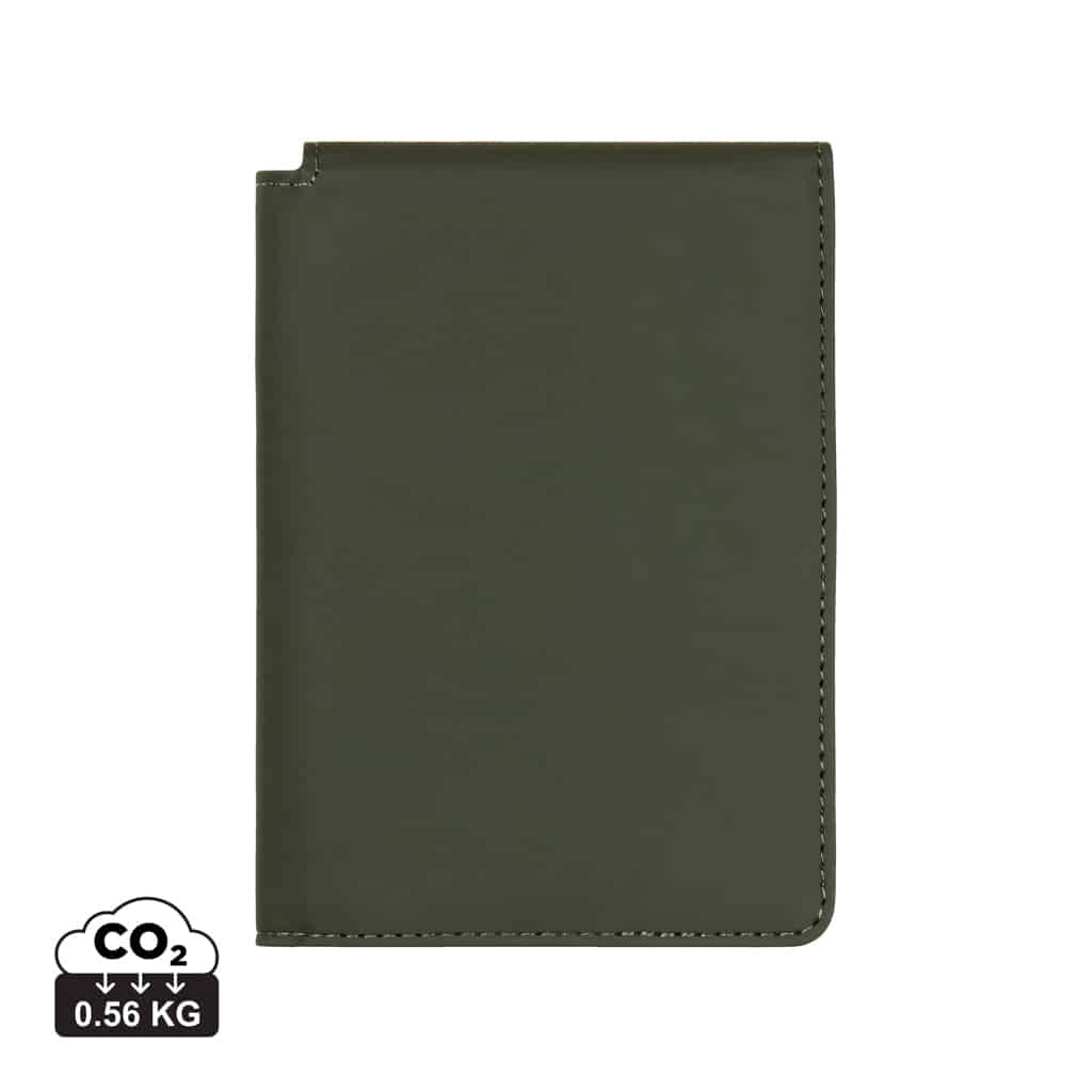 V8200107__S_0__66d7eaaa226c4ee9860f0bce79023d1c.jpg VINGA Baltimore Etui passeport anti-RFID en PU recyclé RCS – Image 4