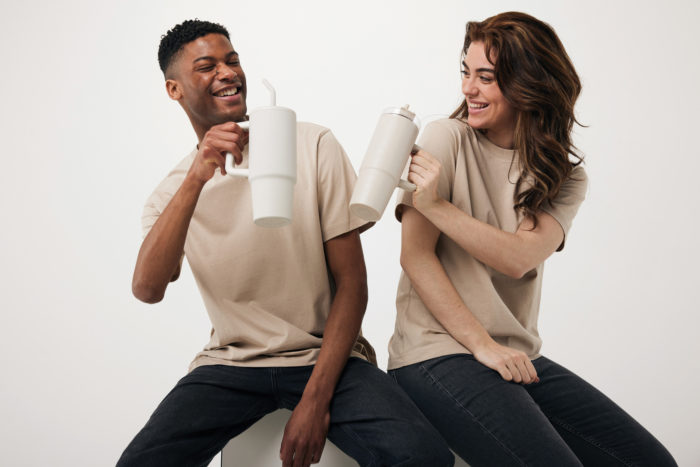 Mug 750ml avec poignée en plastique recyclé RCS Tana – Image 39