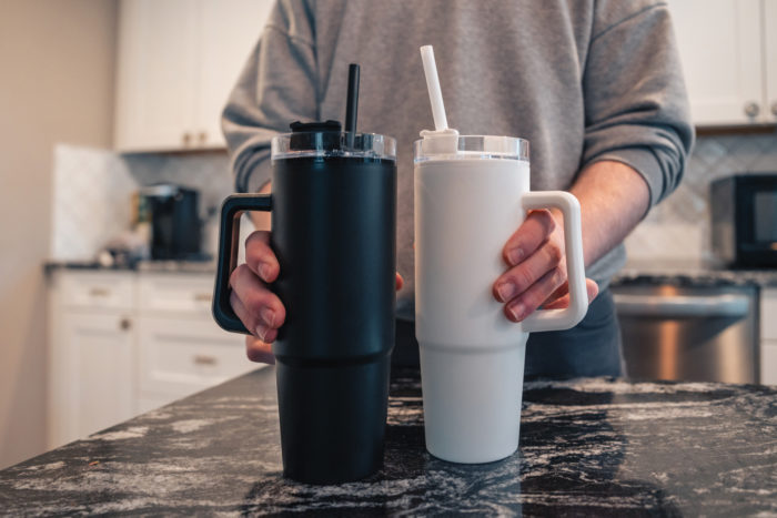 Mug 750ml avec poignée en plastique recyclé RCS Tana – Image 21
