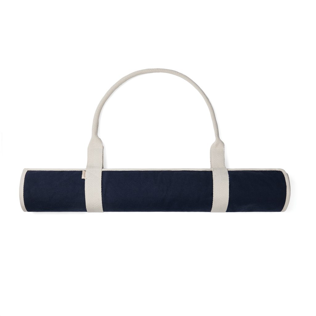 V459105__B_1__351cc0015b5244729b37f772ffeb0cee VINGA Tapis de plage en toile recyclée AWARE™ Volonne – Image 5