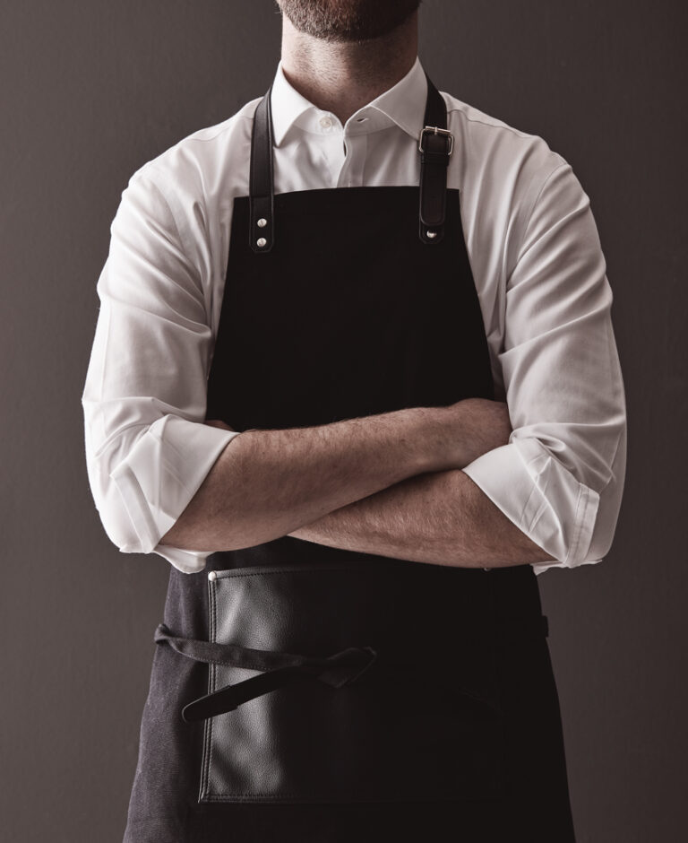 VINGA Casbas Apron - Image 4