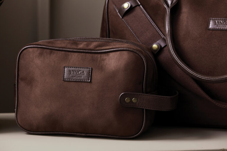 VINGA Hunton washbag - Image 11