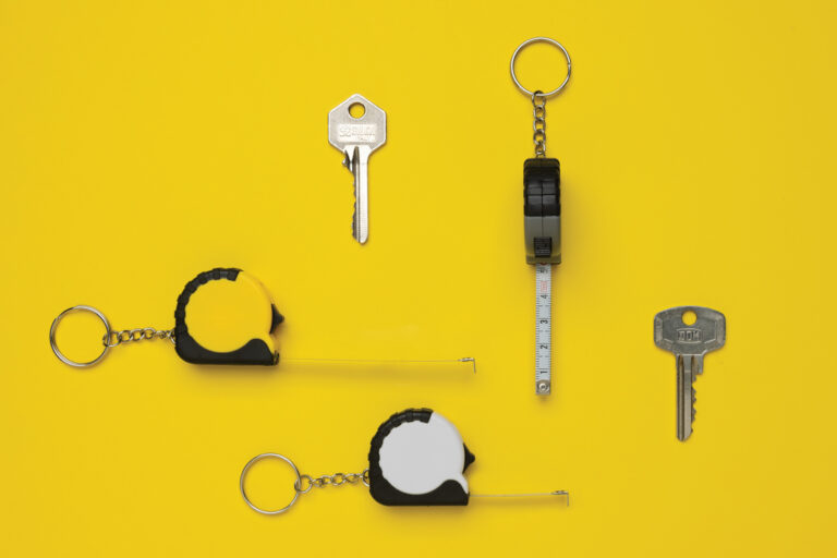 MeasureMate RCS reycled ABS 1 meter tape keychain - Image 9