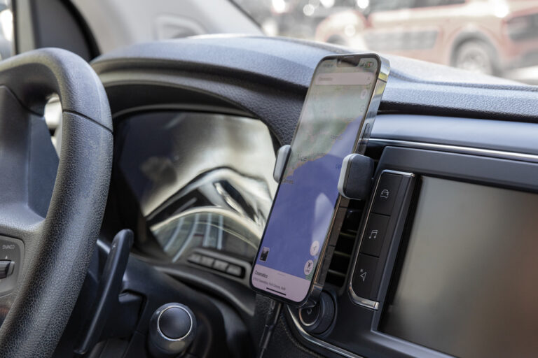 Acar RCS recycled plastic 360 degree car phone holder - Image 4