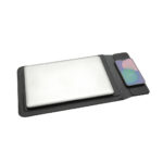 Swiss Peak 15W magnetic charging laptop sleeve 14-15,6" - Image 3