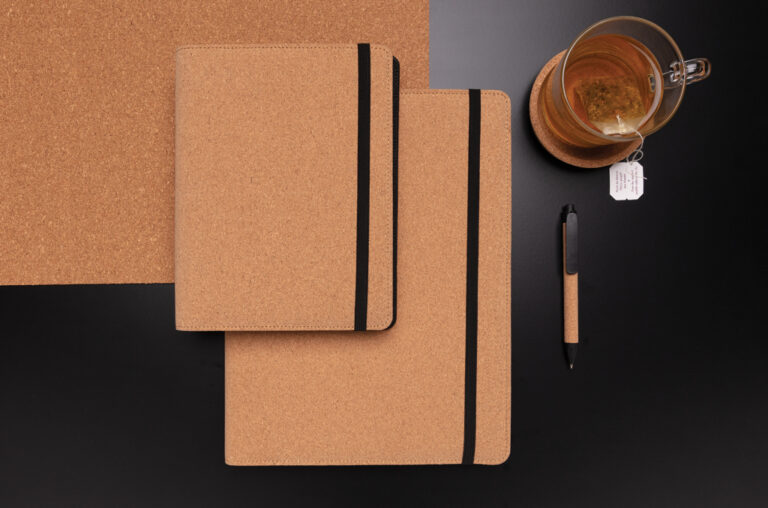 A4 cork conference folder with Deluxe pen - Image 12