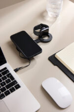 VINGA Baltimore RCS Chargeur de voyage sans fil 2-en-1 15W – Image 9